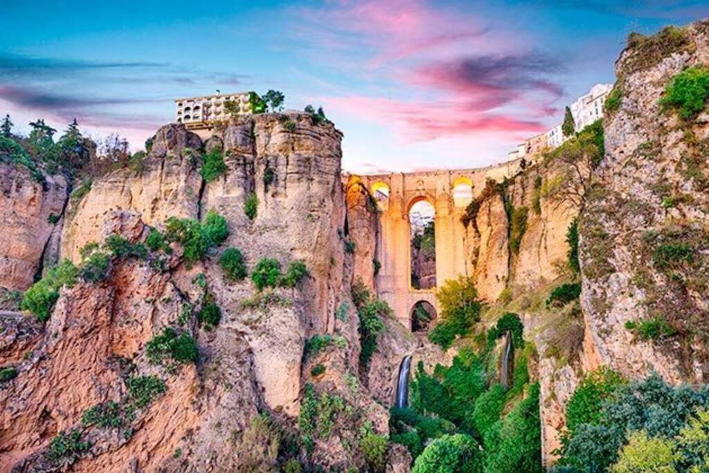 Casa La Puerta De Ronda Apartment Cuevas del Becerro Ngoại thất bức ảnh